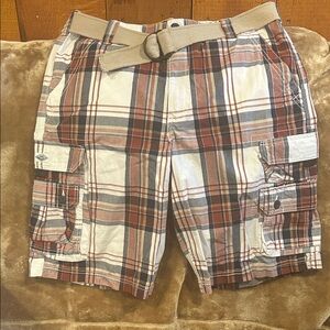 Lee Dungarees Men's Red and Blue Plaid Cargo Shorts